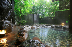 Private Indoor Bath “Danshaku no Yu” Private Outdoor Bath “Kanzan-no-Yu”